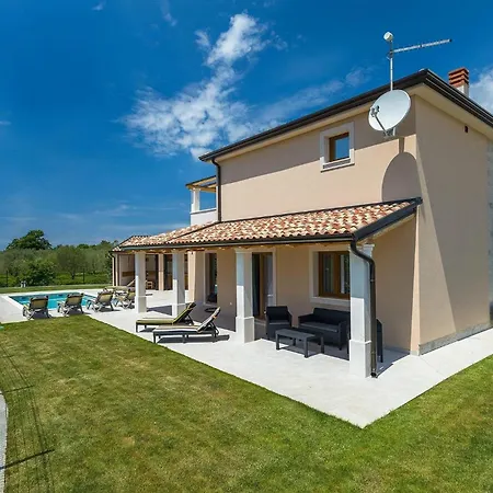 Arlene Klarici Holiday home Pula